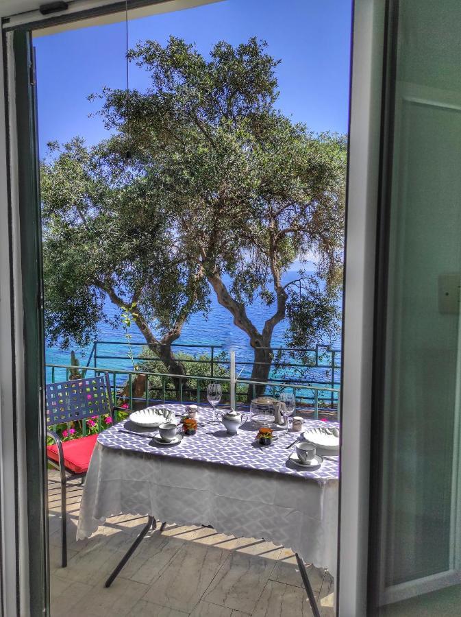 Villa Fourtuna Apartment Agios Ioannis Peristerion Exterior foto